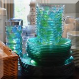 K06. Plastic dishes. 